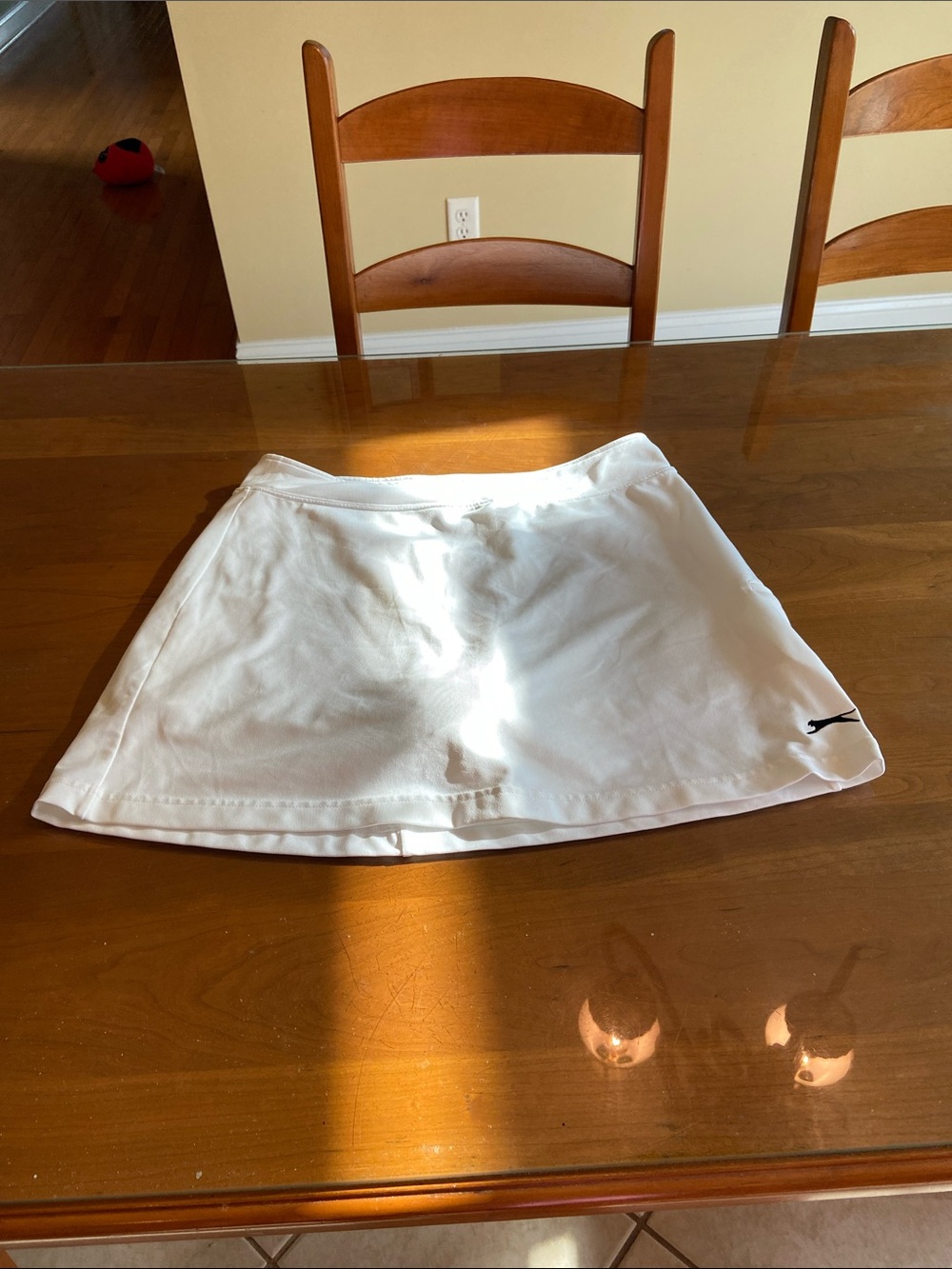 Slazenger White Skirt/Skort  with Subtle Logo. Great for Golf or Beach.